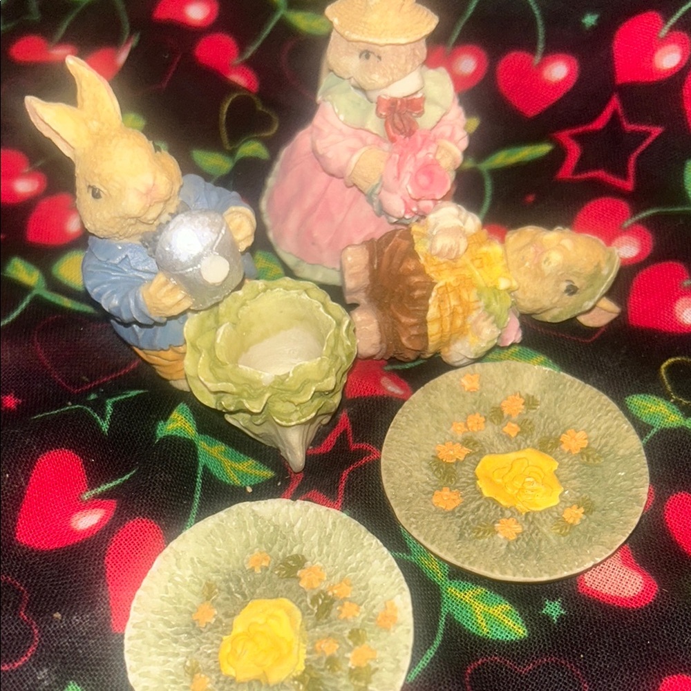 Whimsical Rabbit Figurine Set - Blue, Pink, and Yellow